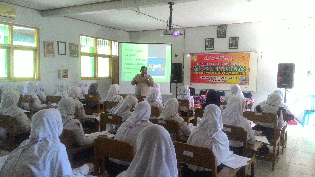 acara mos smk farmasi