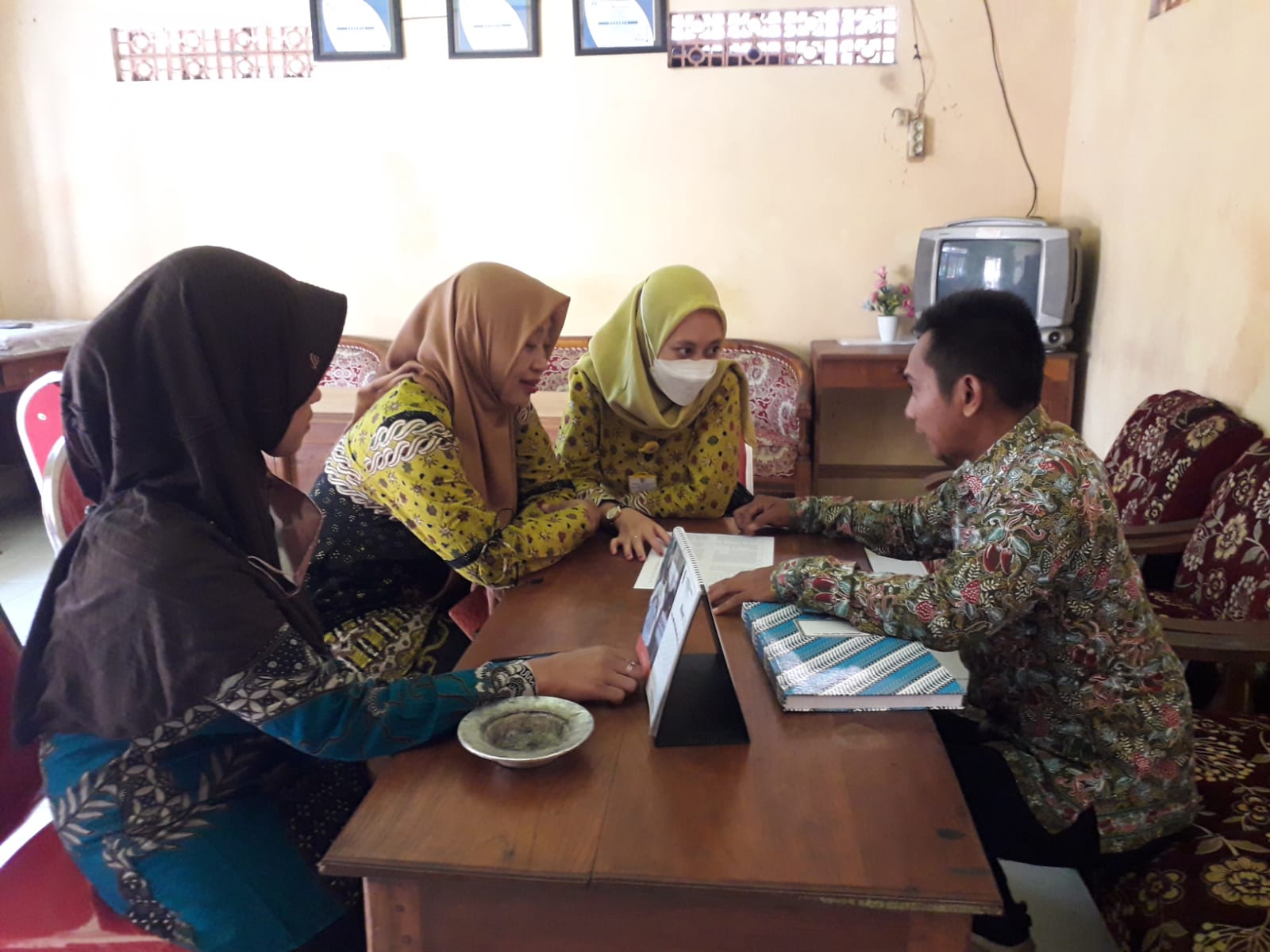 Pembinaan Kearsipan di Desa Kepohkidul Tahun 2022