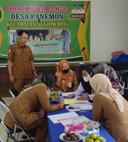 Pembinaan Kearsipan di Kantor Desa Panemon Tahun 2022