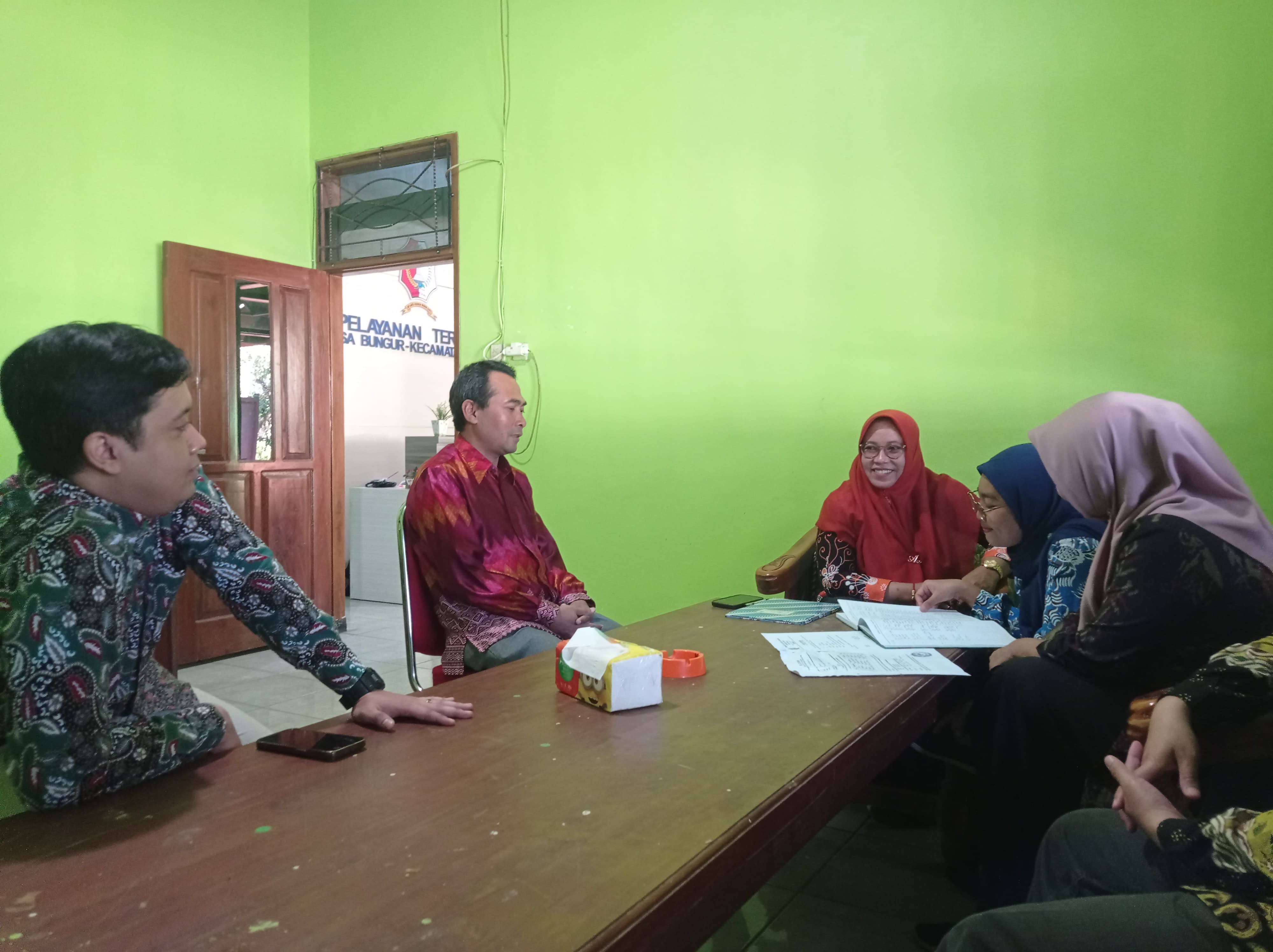 Pembinaan Kearsipan di Desa Bungur Kec. Kanor