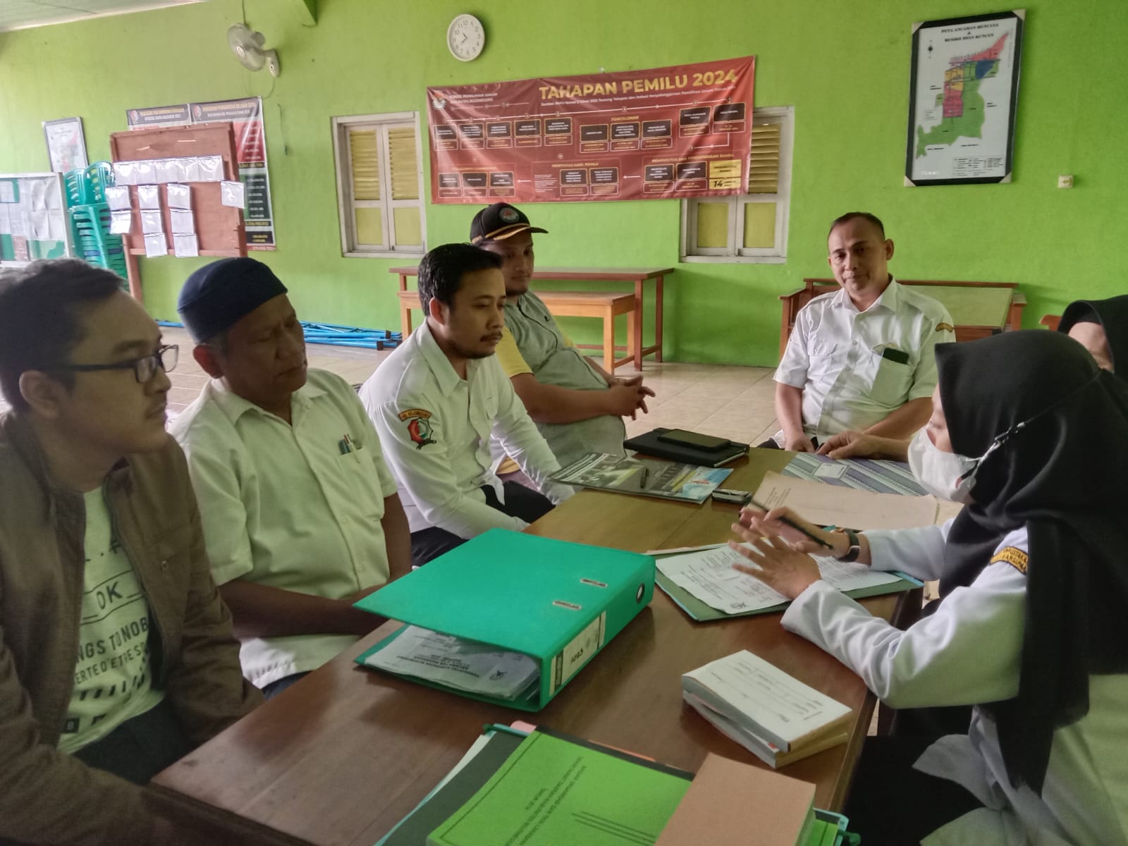 Pembinaan Kearsipan di Desa Kuncen  Kec. Padangan