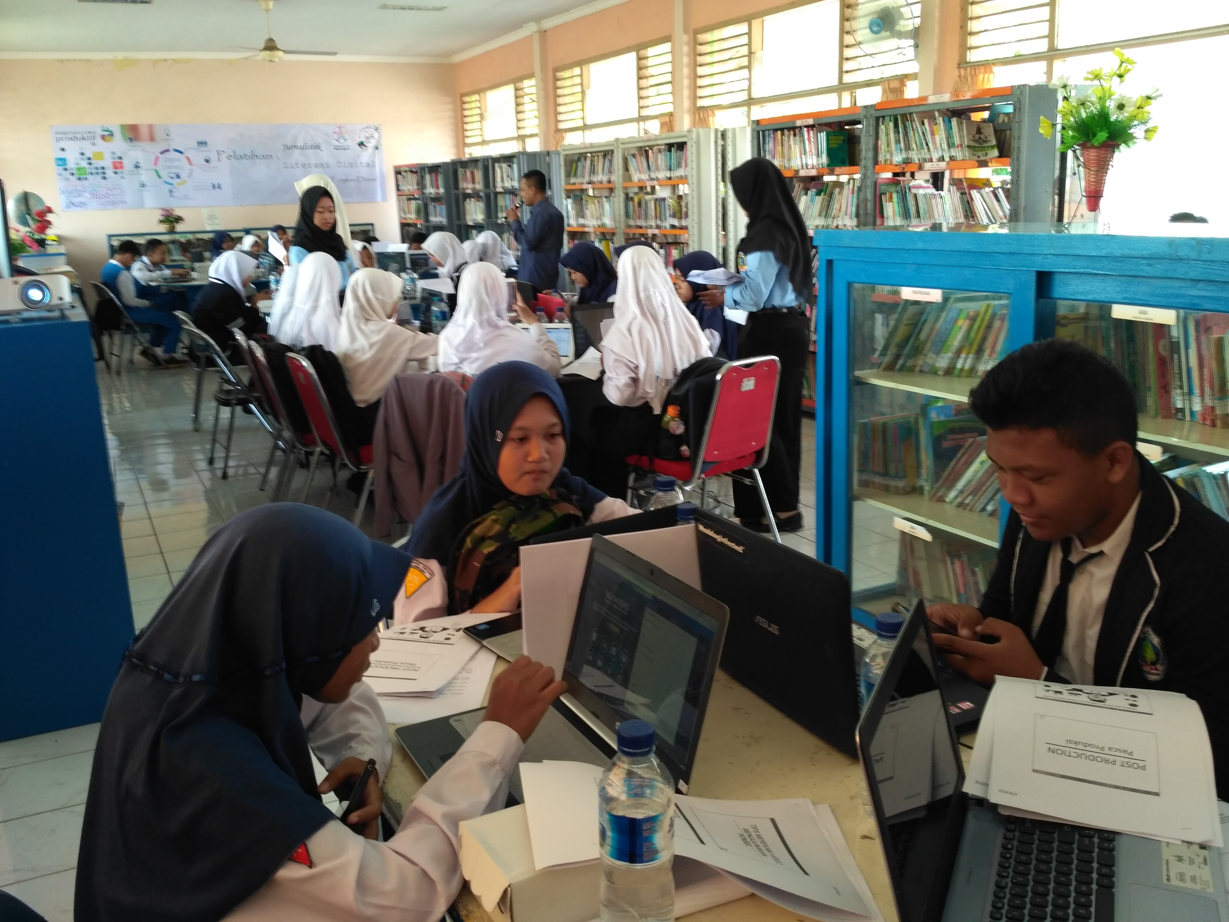 Literasi Digital dan Kelas Menulis tingkat SMP
