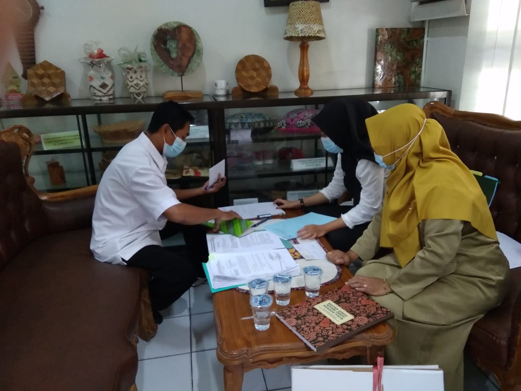 Pembinaan Kearsipan di Dinas Perindustrian dan Tenaga Kerja Kabupaten Bojonegoro