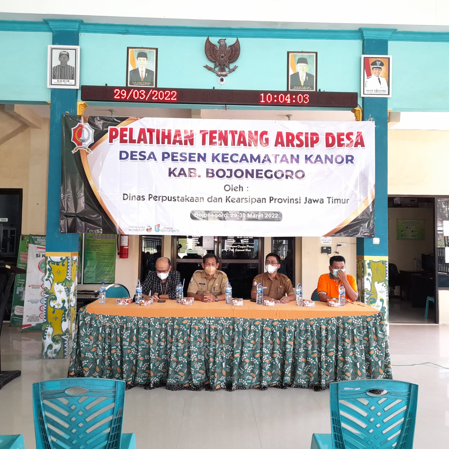 Pelatihan Tentang Restorasi Arsip Desa